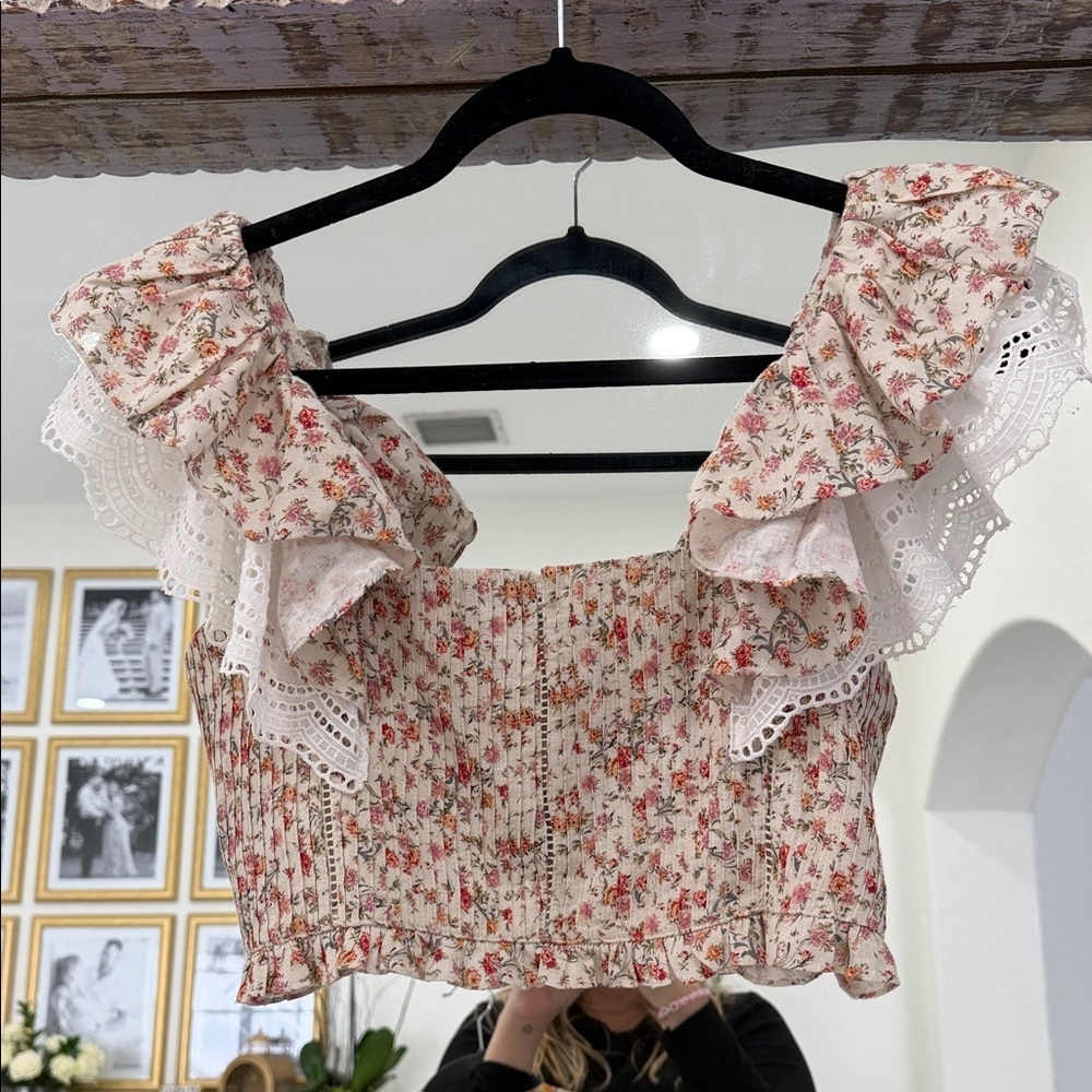 Lug Von Siga Josephine Cropped Cotton and Linen Blend Floral Top